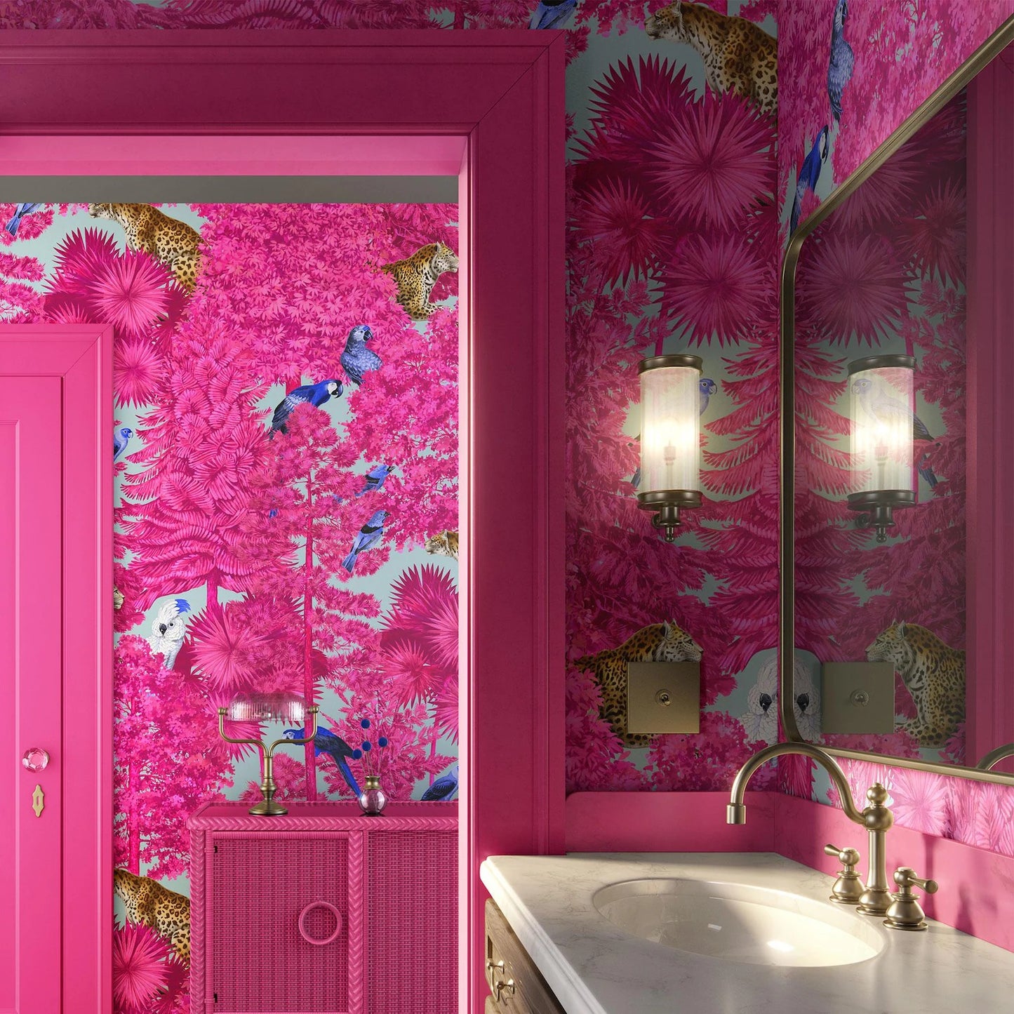 Patrón Jungla Fucsia con Leopardos y Loros - MT614